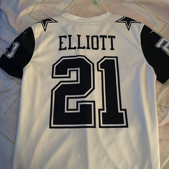 Cowboys Elliott jersey - Picture 2 of 2